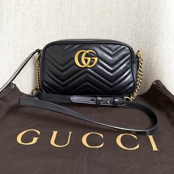 Gucci authentic black leather Marmont crossbody bag - Picture 2 of 16